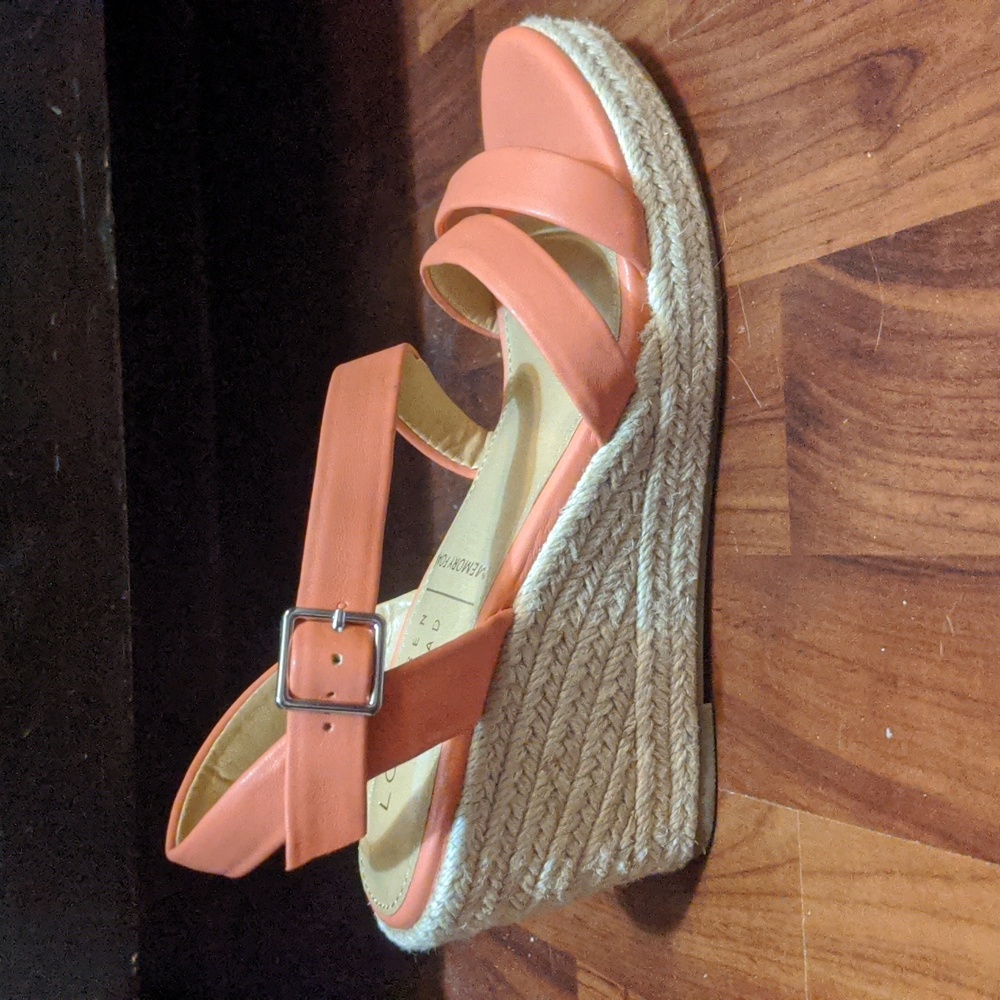 LC Lauren Conrad Coral Wedge Sandals